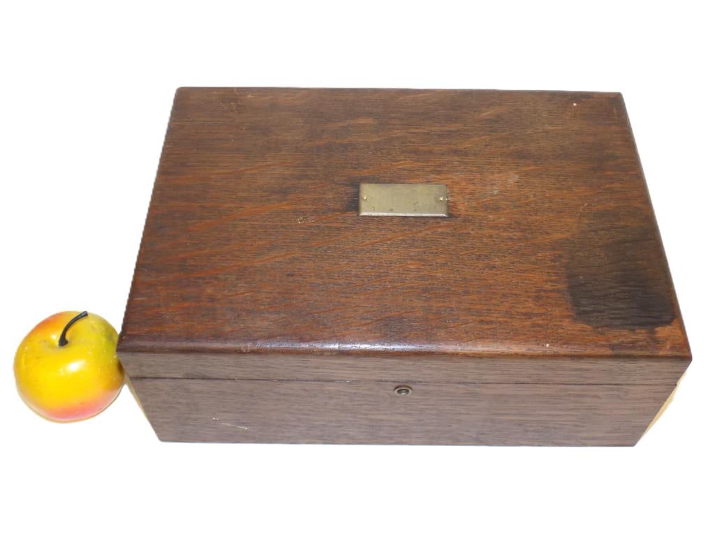 VICTORIAN TIGER OAK CIGAR / TOBACCO HUMIDOR BOX (1 of 2)