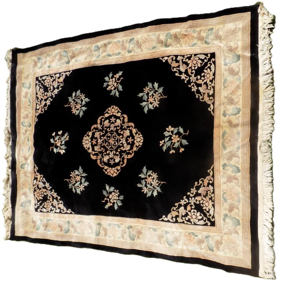 LUXURIOUS CHINESE FLORAL SCULPTED RUG 8' X 10': Luxurious Chinese Floral Sculpted Room Size Rug. Decorated with Floral Design and Noir Black Ground. Thick Pile. 8' x 10' From An Upscale Hudson Valley Estate