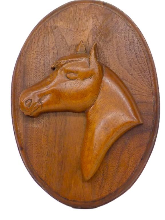 FOLK ART HORSE CARVED WOODEN PLAQUE (1 of 2)