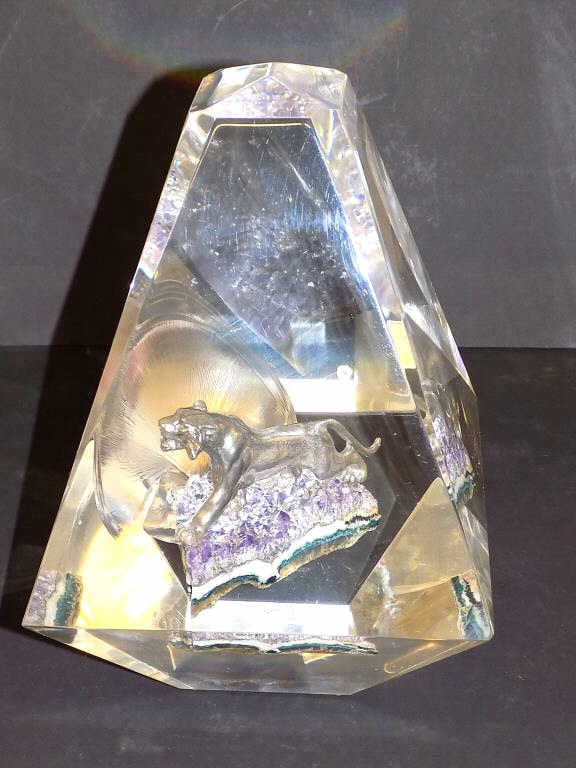 MIDCENTURY SILVER LION AMETHYST LUCITE ART PRISM (1 of 6)