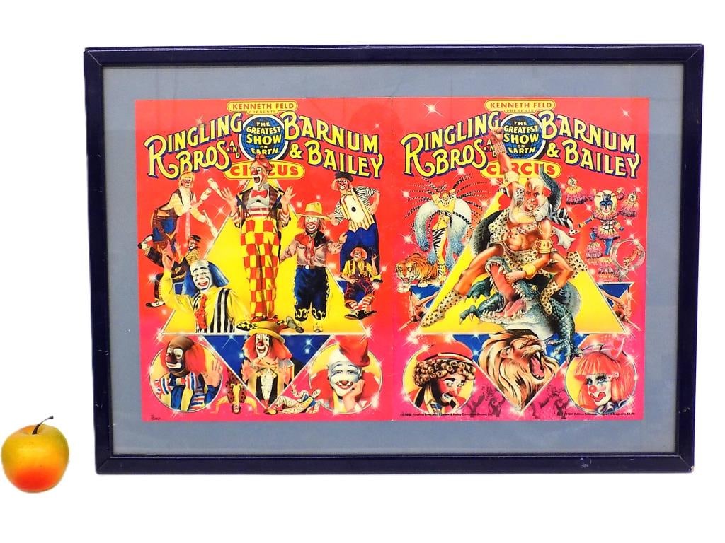 RINGLING BROS BARNUM BAILEY CIRCUS PROGRAM COVER (1 of 4)