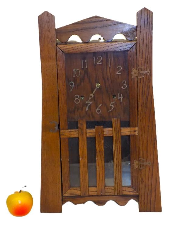 SESSIONS ARTS & CRAFTS MISSION OAK SHELF CLOCK (1 of 4)