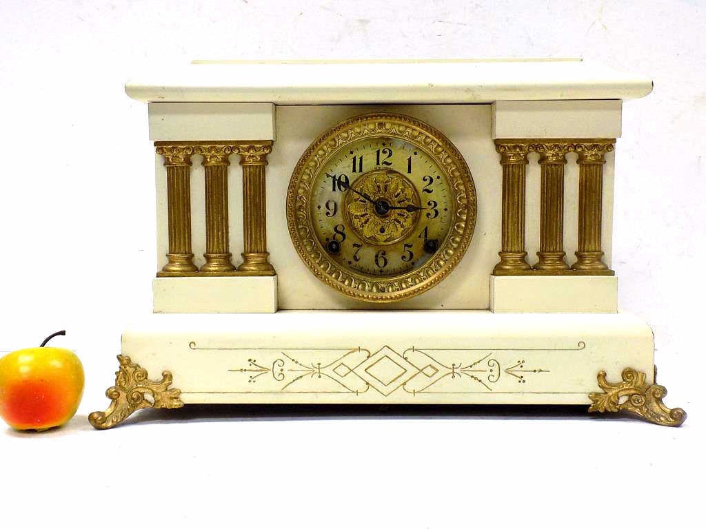 CLASSICAL SETH THOMAS COLUMN MANTEL CLOCK (1 of 3)