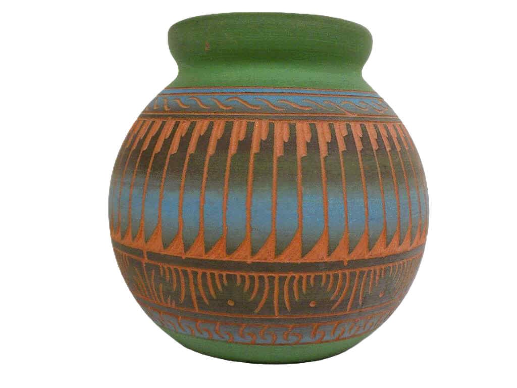 NATIVE AMERICAN NAVAJO INDIAN EAGLE VASE V.K. (1 of 3)