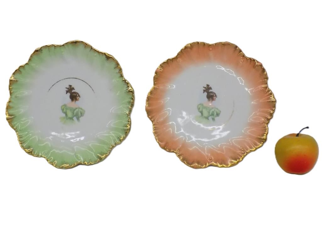 FANCY AUSTRIAN VICTORIAN MAIDEN SCALLOPED PLATES (1 of 4)