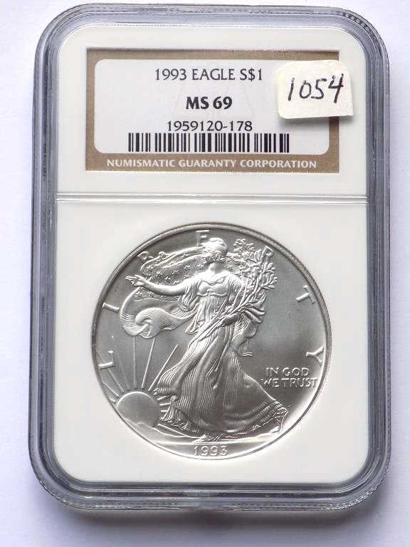 US MINT 1993 SILVER EAGLE DOLLAR NGC MS 69: United States Mint 1993 Silver Eagle $1 Dollar Coin. Walking Liberty Obverse, Heraldic Eagle Reverse. 1 Oz Fine Silver. NGC Sealed & Graded MS 69