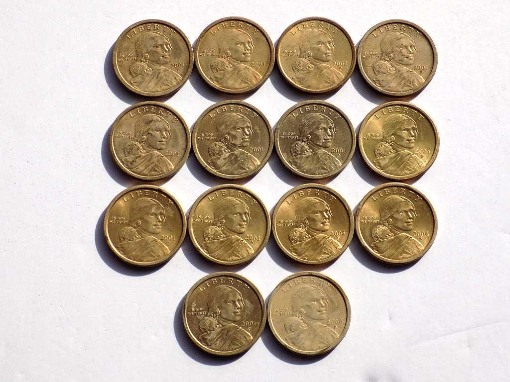 ASSORTED US MINT SACAGAWEA $1 GOLD TONE COIN LOT: Assorted United States Mint Sacagawea $1 Gold Layered Lot. 14 Coins