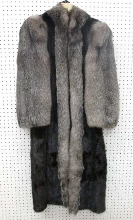 PARK AVENUE FASHIONS N.Y. MINK & FOX COAT: Vintage Park Avenue Fashions New York City Inc. Luxourious Mink & Fox coat . Size 10 . Length 50". Condition: Excellent in original bag.