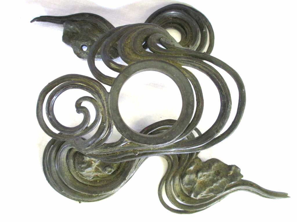 MEIJI BRONZE WAVES SCULPTURE: Edo / Meiji Japanese signed bronze sculpture of waves . Possibly a base . H 2 2/2" x L 12"