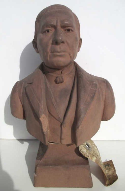 ANTIQUE BENITO PABLO TERRA COTTA BUST: Early 20th Century terra cotta bust of Former Mexican president Benito Pablo . H 7"
