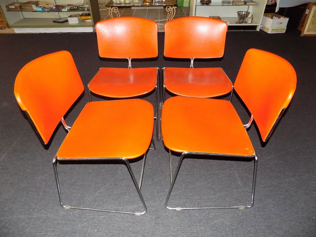MIDCENTURY MODERN STEEL CASE STACKING CHAIRS Midcentury (1 of 3)