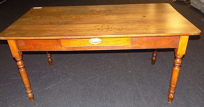 19TH CENTURY COUNTRY HARVEST TABLE (1 of 4)