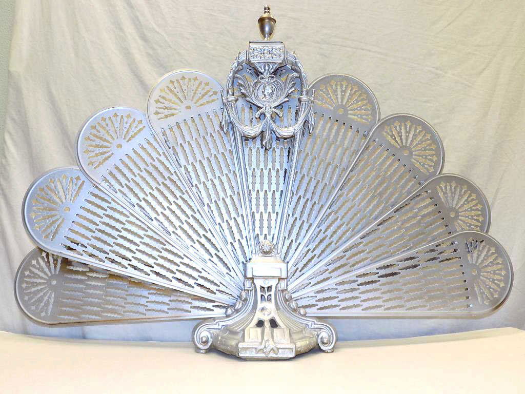 REGENCY STYLE FOLDING IRON FIRE SCREEN Antique Regency (1 of 4)
