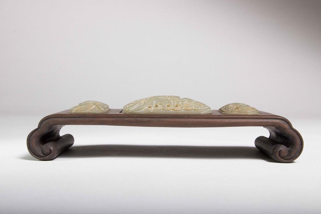 A wood table inlaying three jades: L:21cm.