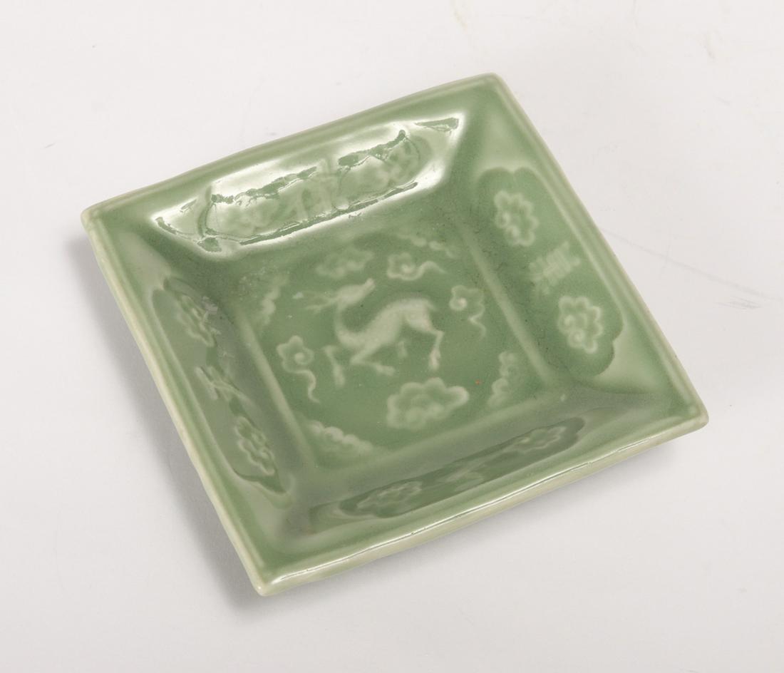 A LONGQUAN KILN RECTANGULAR DISH, MING DYNASTY (1 of 6)