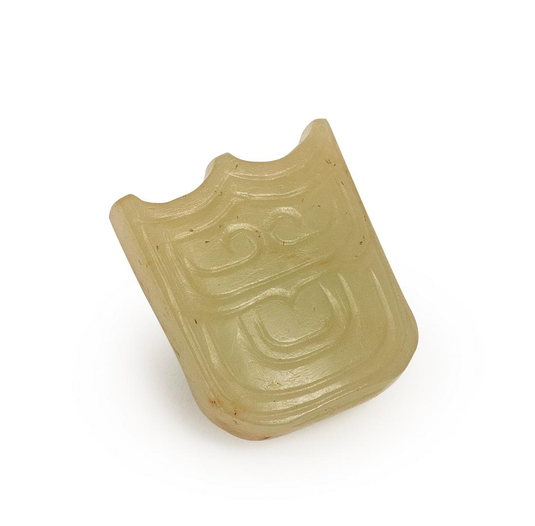 AN ARCHAIC YELLOW JADE PENDANT, WESTERN ZHOU PERIOD (1 of 5)