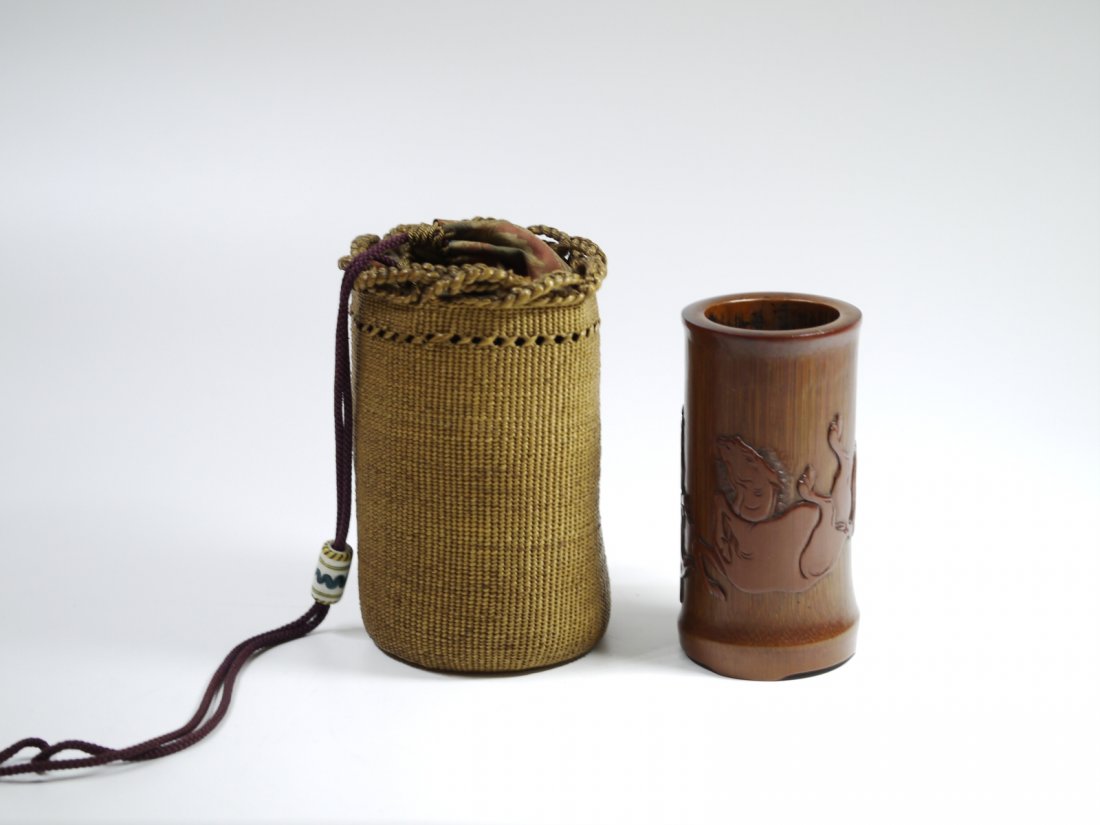A Carved Bamboo Brush Pot (1 of 5)