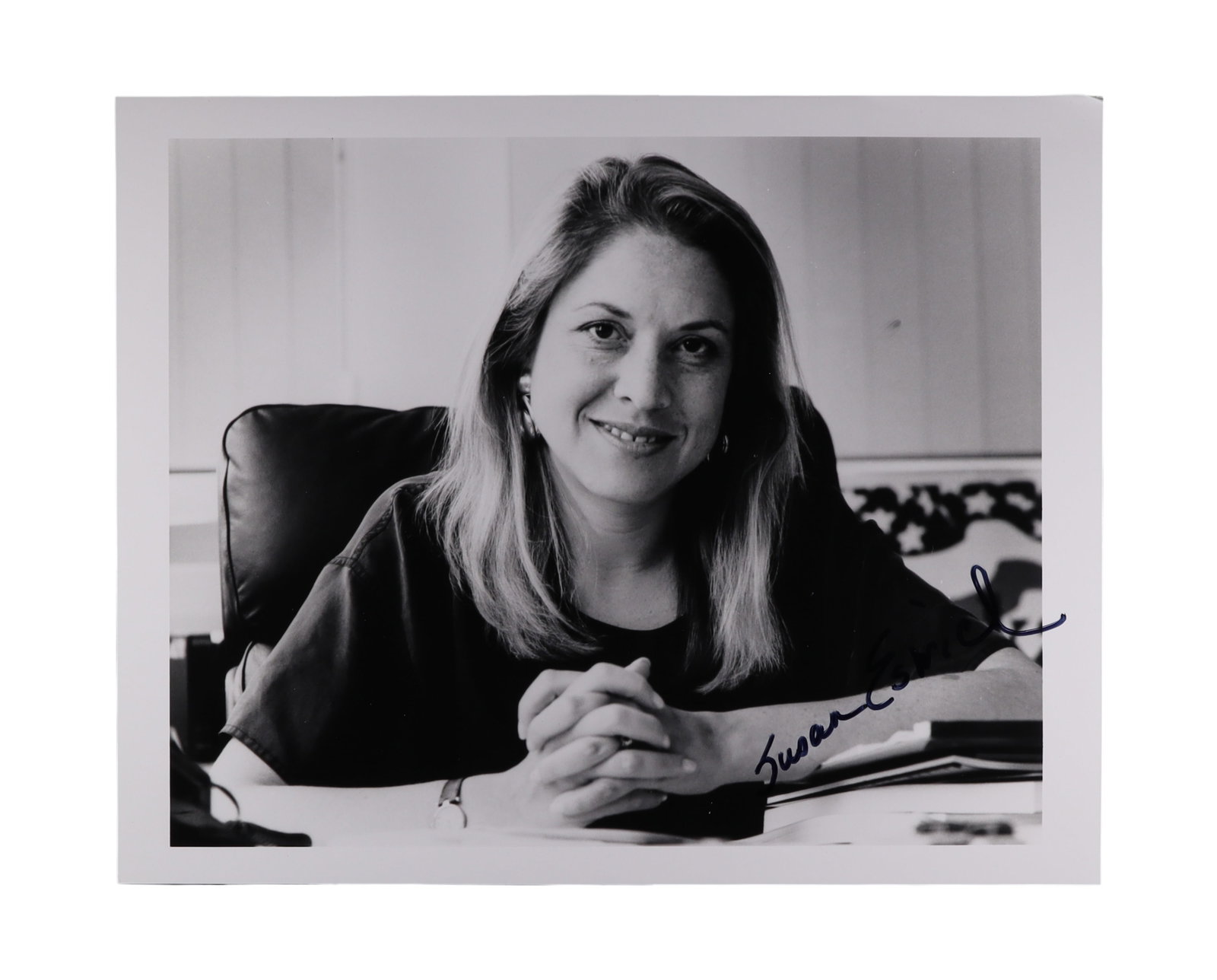 Susan Estrich Signed Portrait Photograph Attorney, Author, and First Female Campaign Manager of a (1 of 1)