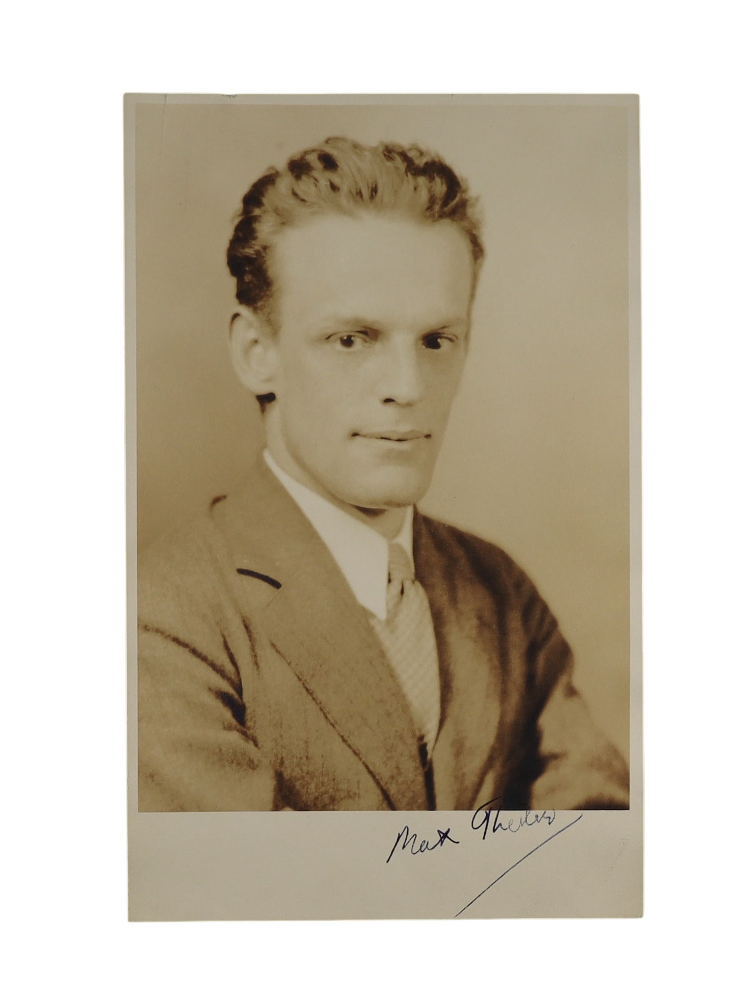 Max Theiler Signed Photograph Nobel Laureate Who Developed the Yellow Fever Vaccine (1 of 1)