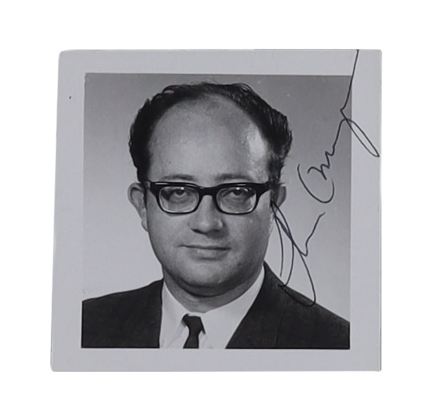 Thomas C. Merigan Signed Photograph: Stanford Virologist Who Pioneered Interferon as Antiviral (1 of 1)