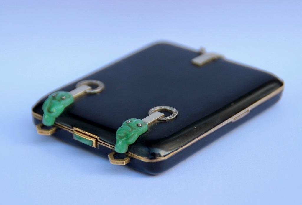 CARTIER - Dans le goût de  Poudrier art déco en laque (1 of 5)