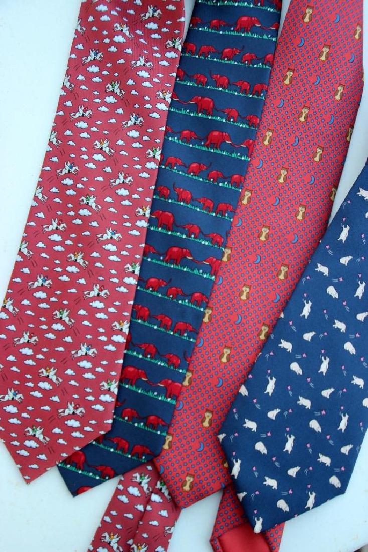 HERMES Lot de 4 cravates en soie imprimée (1 of 1)