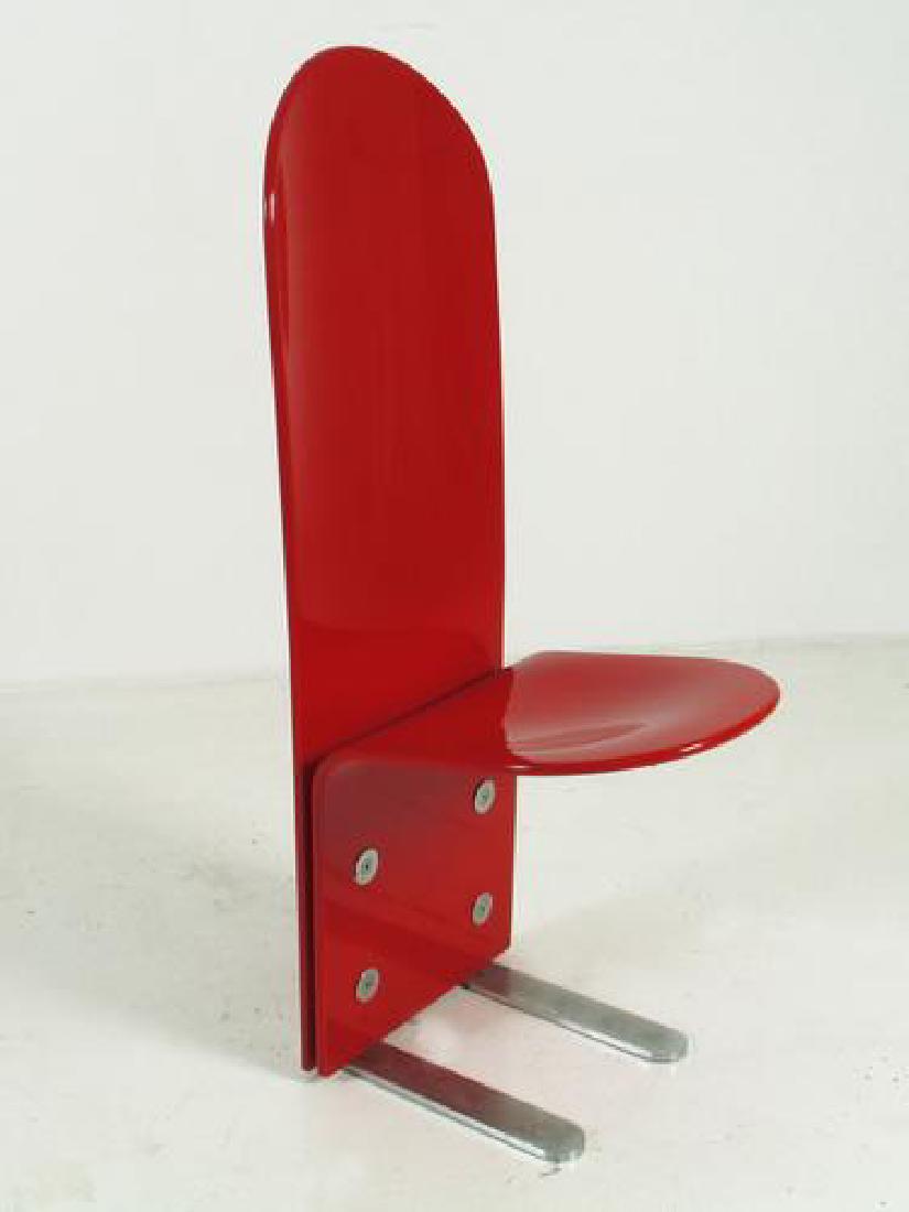 Luigi SACCARDO (XX) - Armet Suite de quatre chaises,: Luigi SACCARDO (XX) - Armet Suite de quatre chaises, modèle « Pellicano » en métal chromé, courbe et contre-plaqué laqué - 1976 100 x 38 x 42 cm Vendu sur désignation*