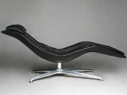 Edition Poltrona Frau Chaise longue modèle \ Edition Poltrona Frau Chaise longue modèle \