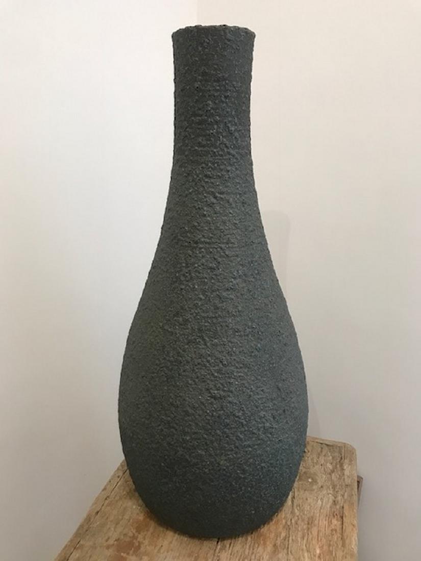 ACCOLAY Important pied de lampe en céramique bleue: ACCOLAY Important pied de lampe en céramique bleue Signé dessous H : 76 cm