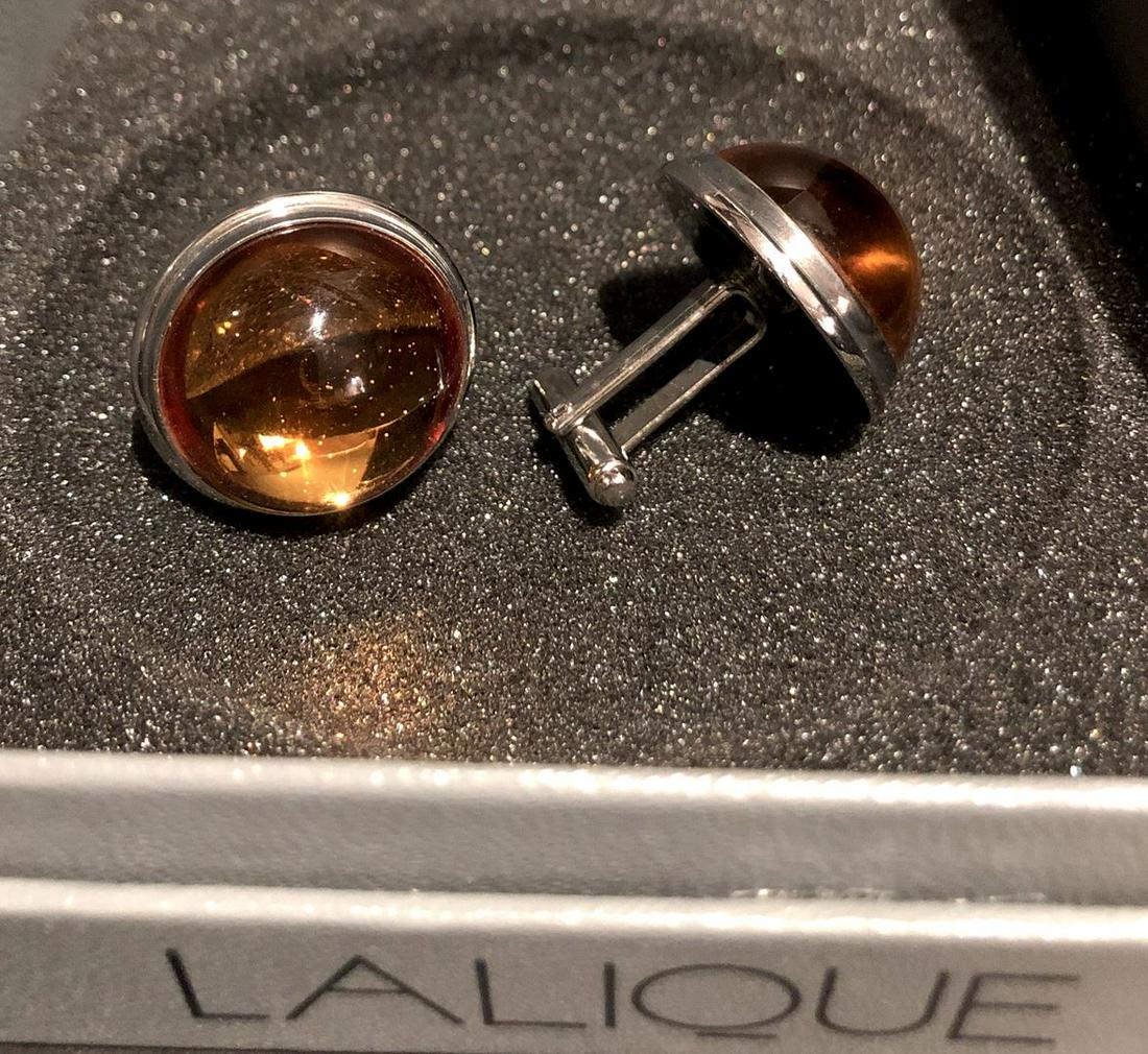 LALIQUE Paire de boutons de manchette en métal et (1 of 2)