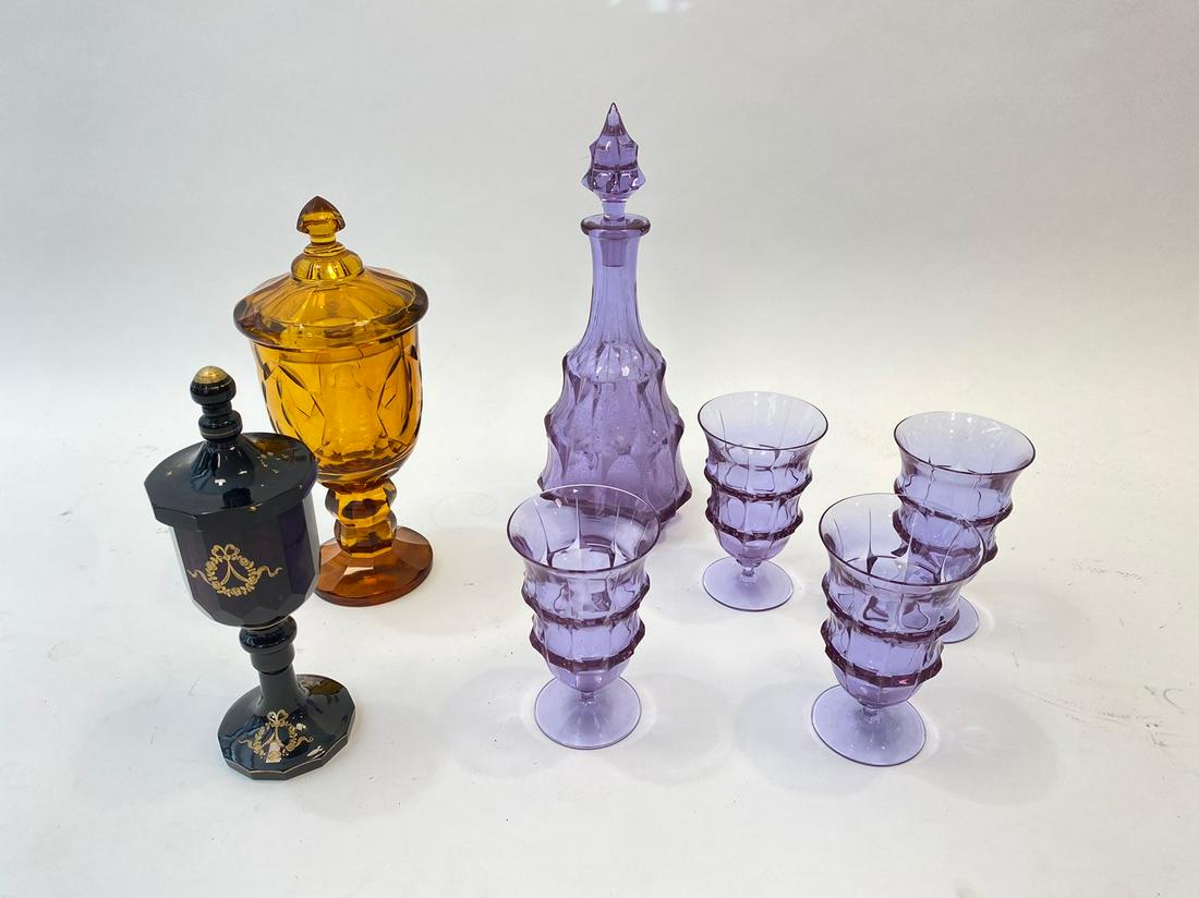 Lot de verrerie comprenant une carafe et des verres (1 of 1)