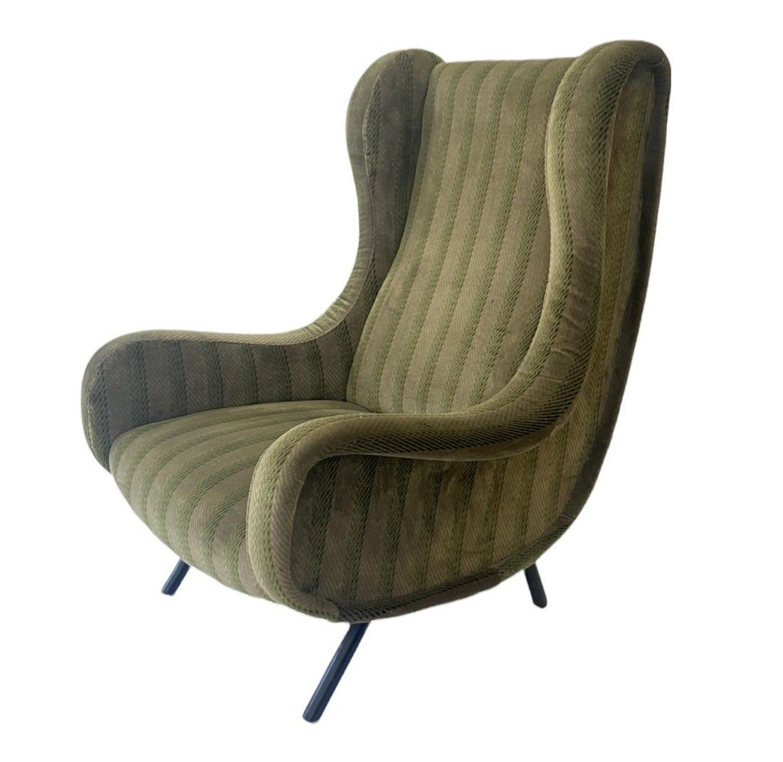 Marco ZANUSO (1916-2001) Fauteuil Senior garni de velours vert 98 x 77 x 75 cm (1 of 2)