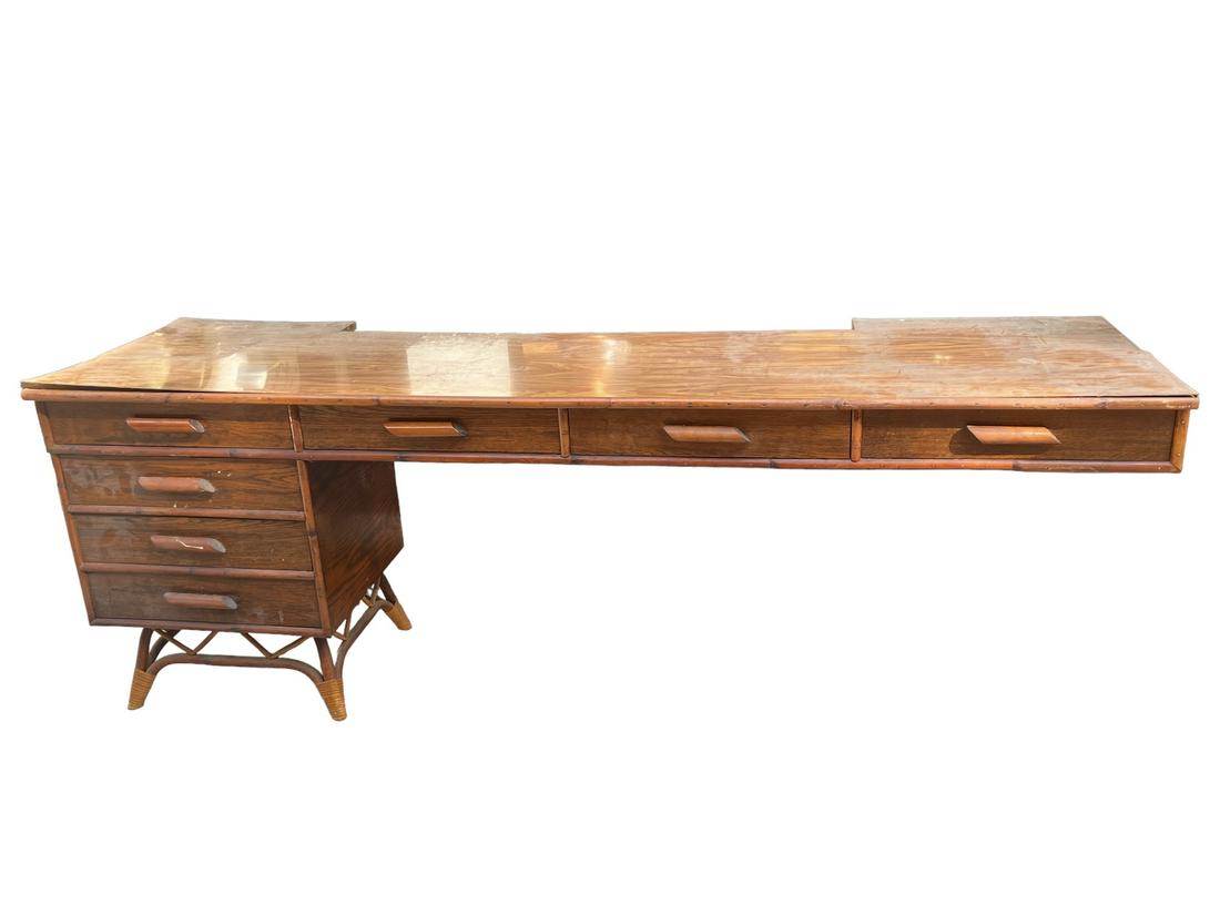 AUDOUX & MINET - BUREAU ASYMÉTRIQUE EN ROTIN (1 of 1)