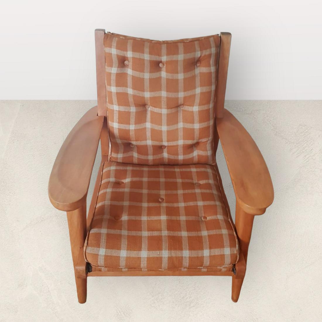 GUILLERME & CHAMBRON, DANS LE GOÛT DE - LOT COMPRENANT 2 FAUTEUILS (1 of 2)