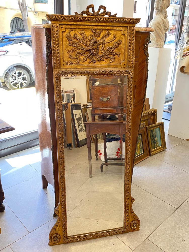 STYLE LOUIS XVI - TRUMEAU EN BOIS DORÃ‰ (1 of 1)