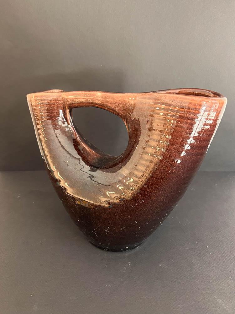 ACCOLAY - VASE Ã€ COL DOUBLE: ACCOLAY Vase Ã col double en grÃ¨s Ã©maillÃ© brunSignÃ© dessousH : 19 cm