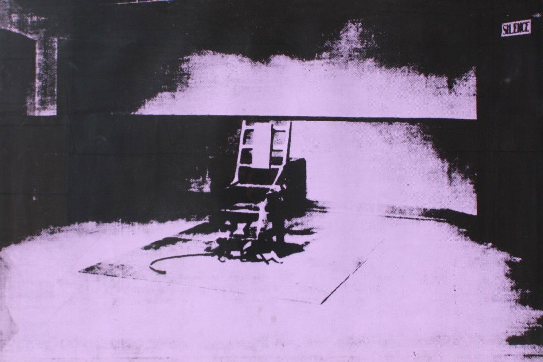 Andy WARHOL (1928-1987) Electric chair - 1971 Séri: Andy WARHOL (1928-1987) Electric chair - 1971 Sérigraphie en couleur sur papier Cachet “Published by Sunday Bay Morning - Fill in your own signature” et Numéroté 87/250 au dos 89 x 58,5 cm