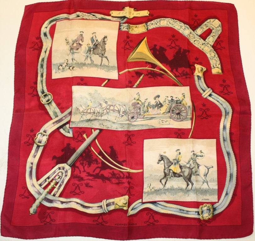 HERMES - Foulard en soie imprimée titré "A Cor et: HERMES - Foulard en soie imprimée titré "A Cor et à cri …", par Charles HALLO, 1960. Etat d'usage, tâches. 87 x 87 cm