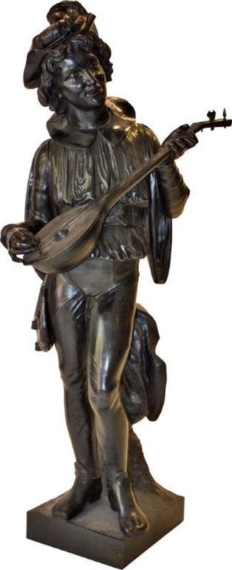 A.ROLLE Joueur de Mandoline Epreuve en bronze à pa: A.ROLLE Joueur de Mandoline Epreuve en bronze à patine noire. Signé sur la terrasse. Hauteur: 138, 5 cm.