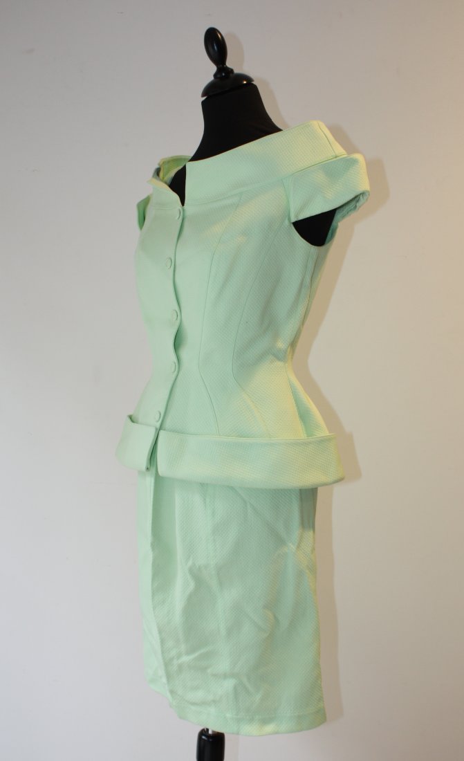 THIERRY MUGLER-tailleur en coton nid d'abeilles,: THIERRY MUGLER-tailleur en coton nid d'abeilles, vert d'eau, Bon état.