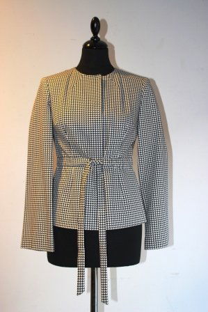 PAULE KA Veste en tissu pied de poule, ceinture à nouer: PAULE KA Veste en tissu pied de poule, ceinture à nouer Taille 36 Excellent état