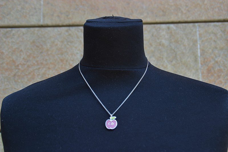 CHRISTIAN DIOR Collier composé d'une fine Chaine en (1 of 3)