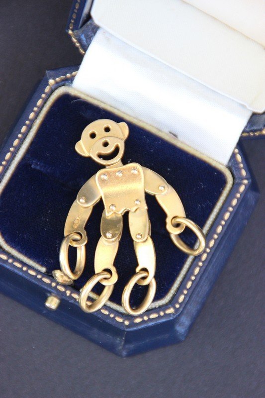 POMELLATO Pendentif en or jaune représentant un singe (1 of 1)