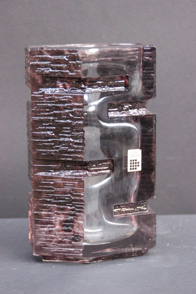 CÉSAR (1921-1998) pour DAUM  Vase de forme géométrique (1 of 2)