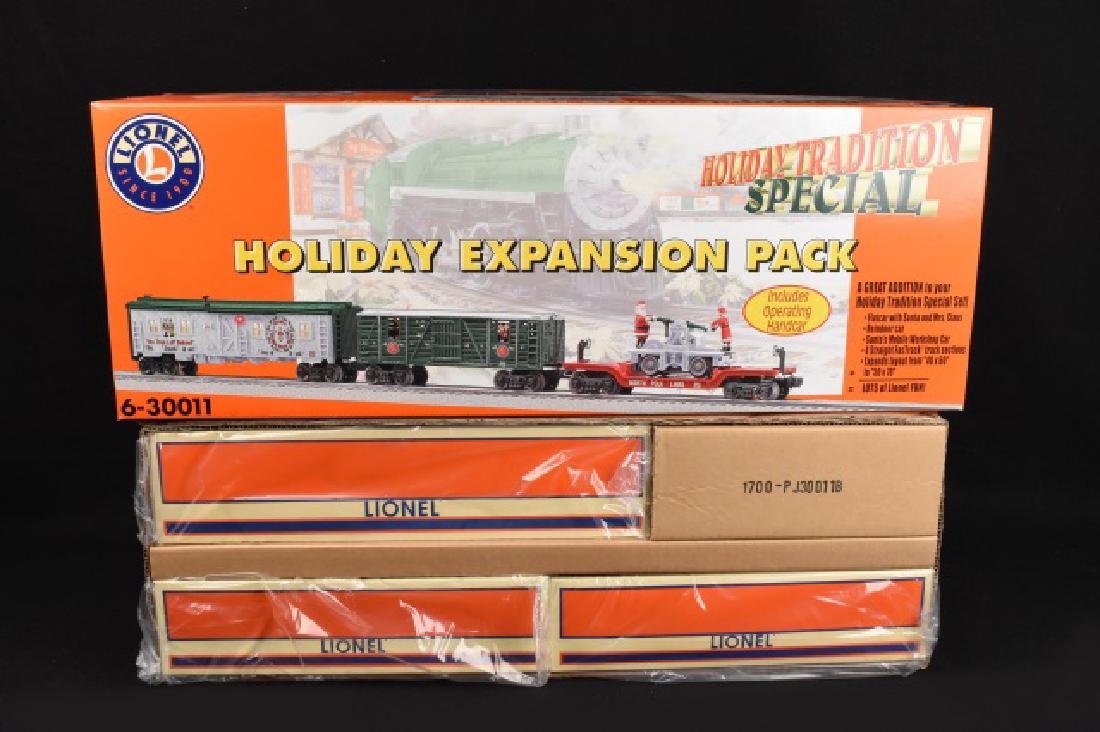 Lionel Holiday Expansion Pack 6-30011 NEW in Box (1 of 4)