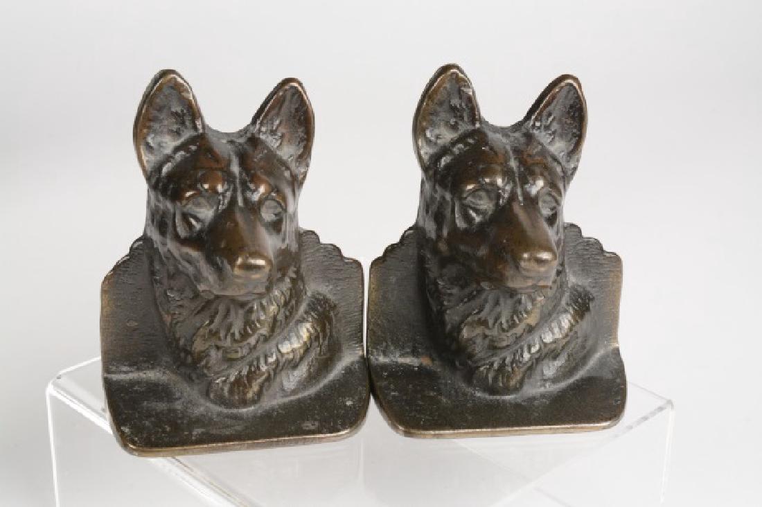 Antique German Shepherd cast iron bookends (1 of 3)