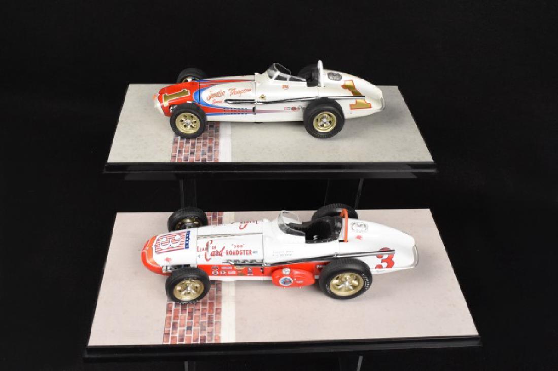 (2) Carousel 1 Indy Car 1:18 model race cars (1 of 5)