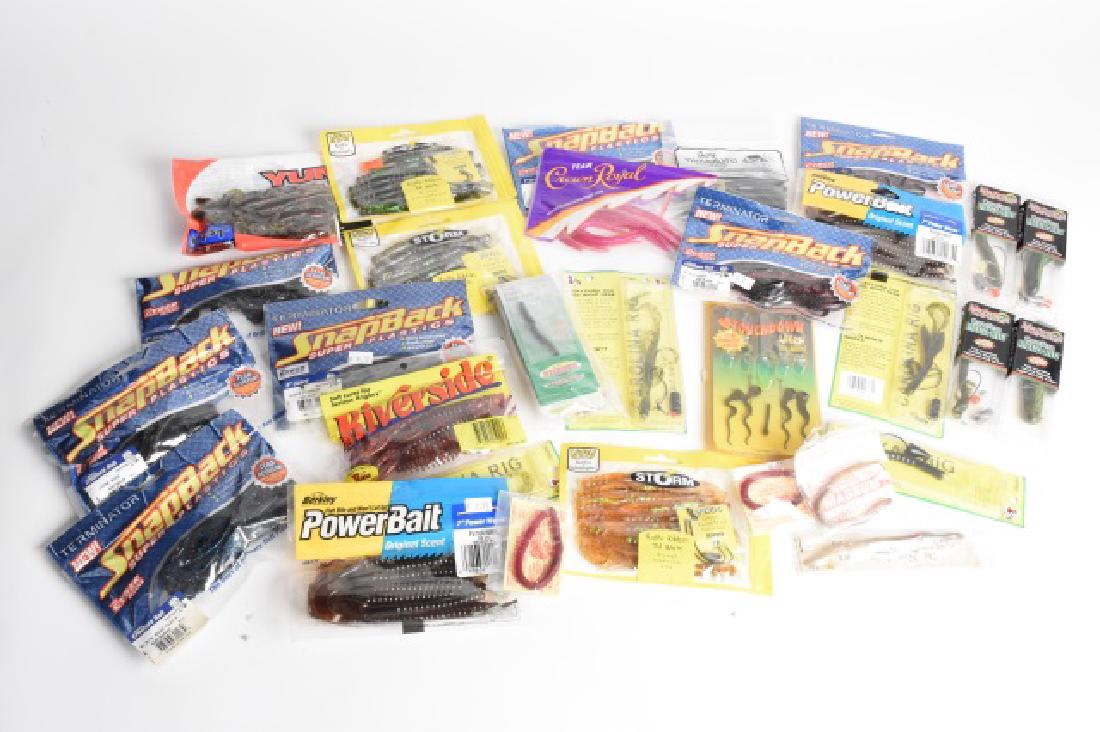 Lot of Carolina rigs, lots of plastic: Approx. 20 plus packs of Carolina Rigs, Yamamoto, Zoom, Berkley and other fishing plastics. Contact our recommended 3rd party "for profit" shipper Pak Mail at (260) 637-4809 or contact@pakmailshipsfor
