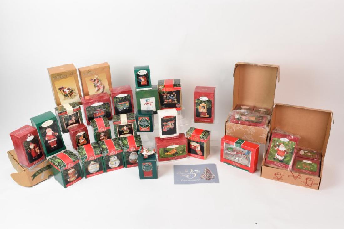 (25+/-) Hallmark Keepsake Christmas Ornaments (1 of 10)