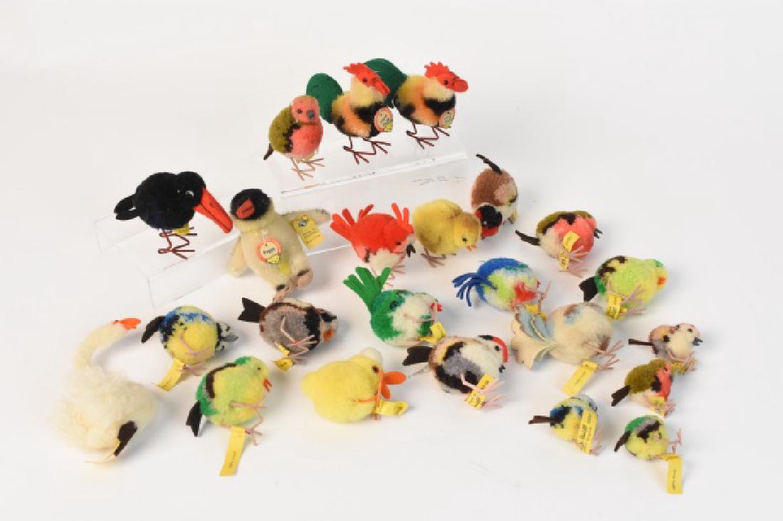 (23) Original Assorted Steiff Stuffed Birds (1 of 6)
